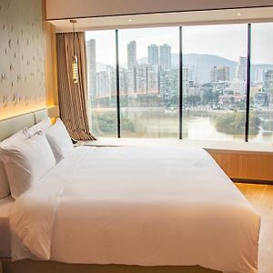 Family Suite Balcony